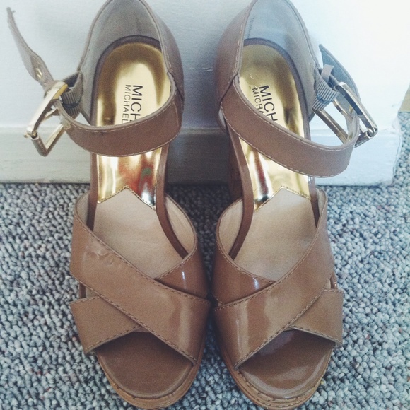 Michael Kors Platform Pumps - Picture 3 of 3